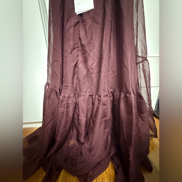 NWT | Mac Duggal Bordeaux 67911 Ruffle Tiered Cut-Out Chiffon Gown Size 8 - Picture 14 of 14